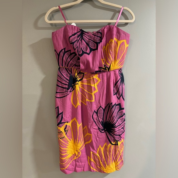 Anthropologie Dresses & Skirts - Sariah from Anthropologie Convertible strapless floral pink dress‎ Size 4